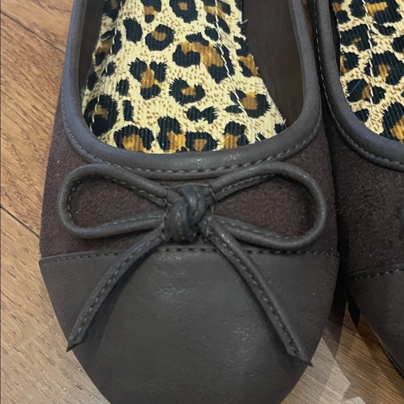 Soda Dark Brown Flats with Bow - Picture 3 of 7